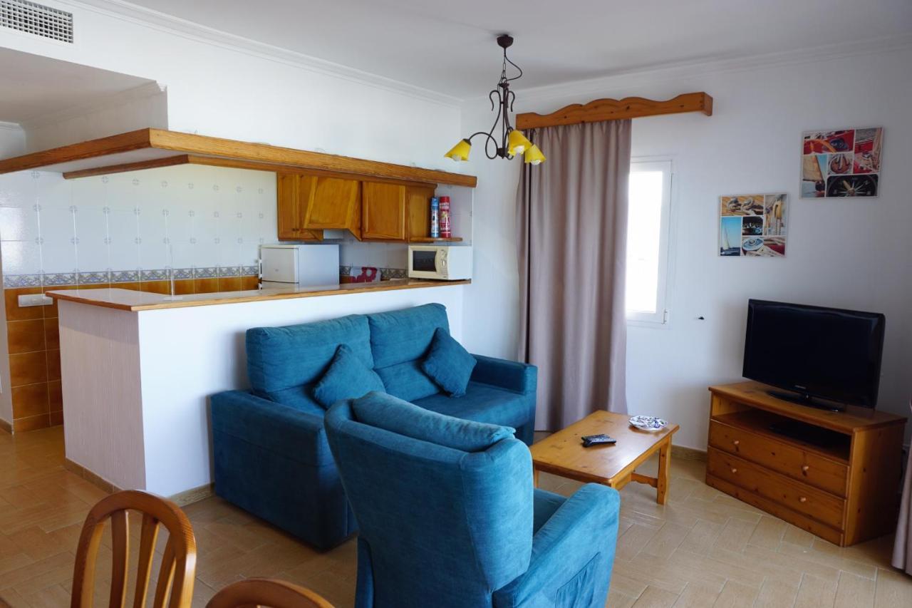 Apartamentos Punta Prima Beach Kültér fotó