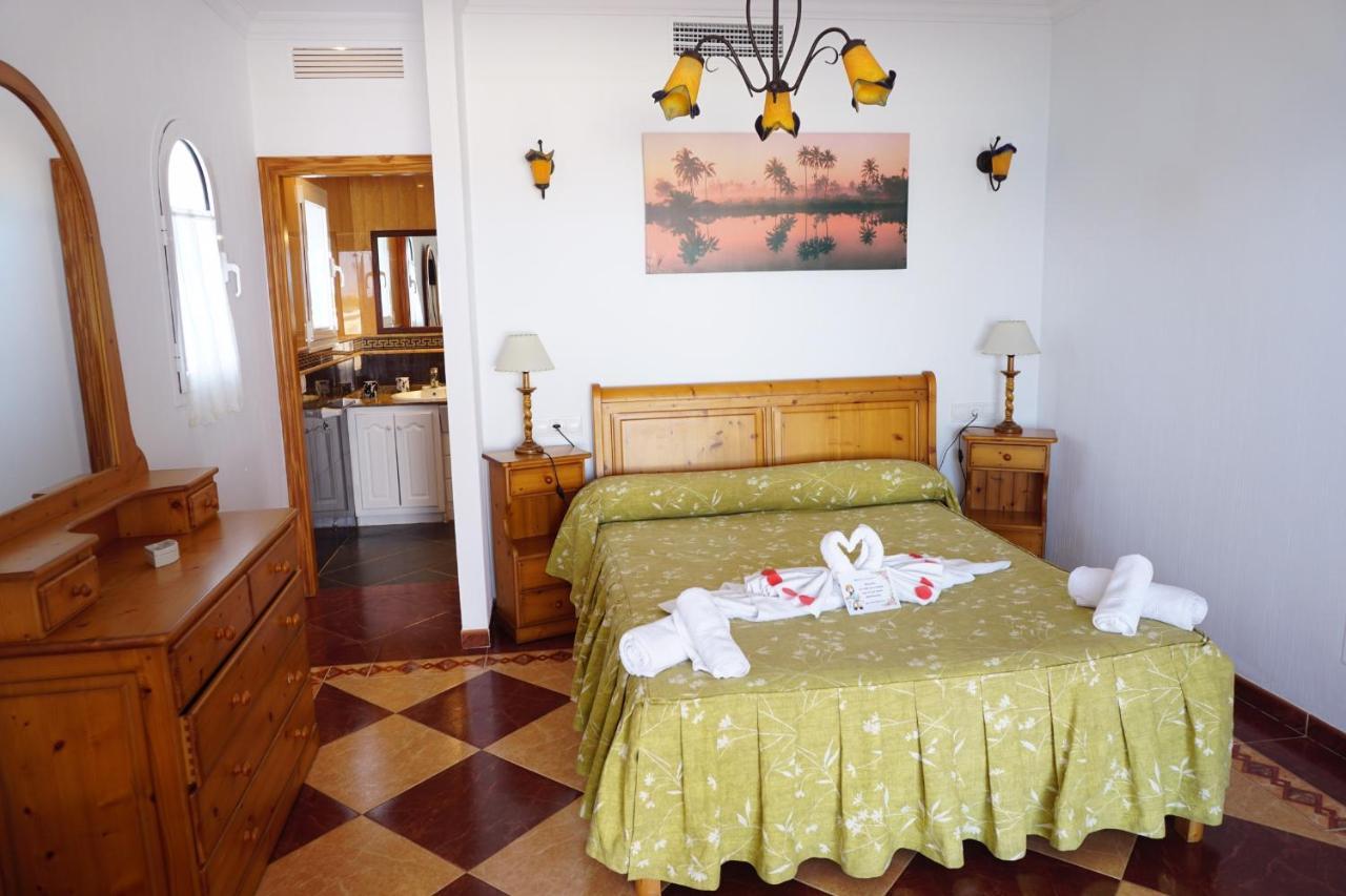 Apartamentos Punta Prima Beach Kültér fotó
