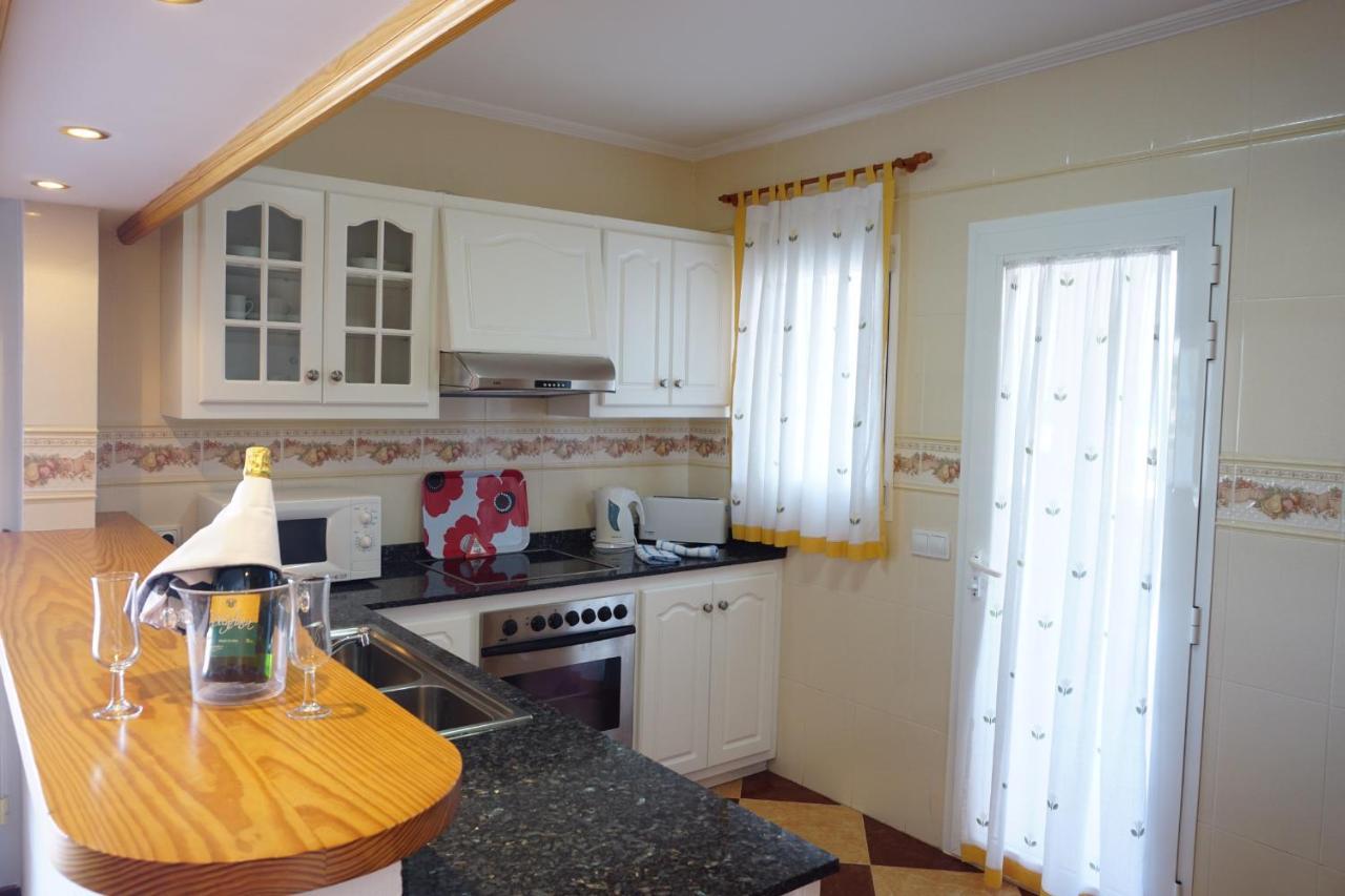 Apartamentos Punta Prima Beach Kültér fotó