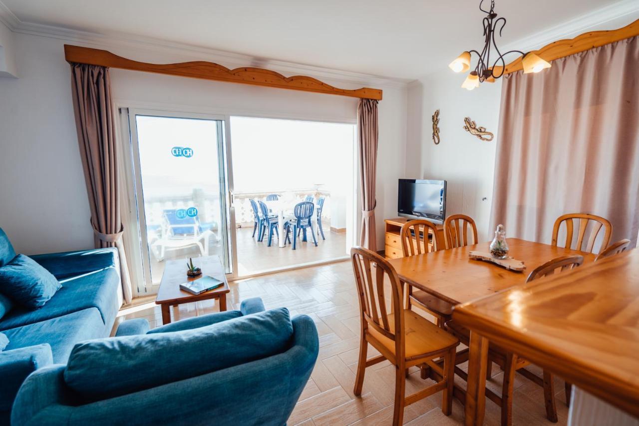 Apartamentos Punta Prima Beach Kültér fotó