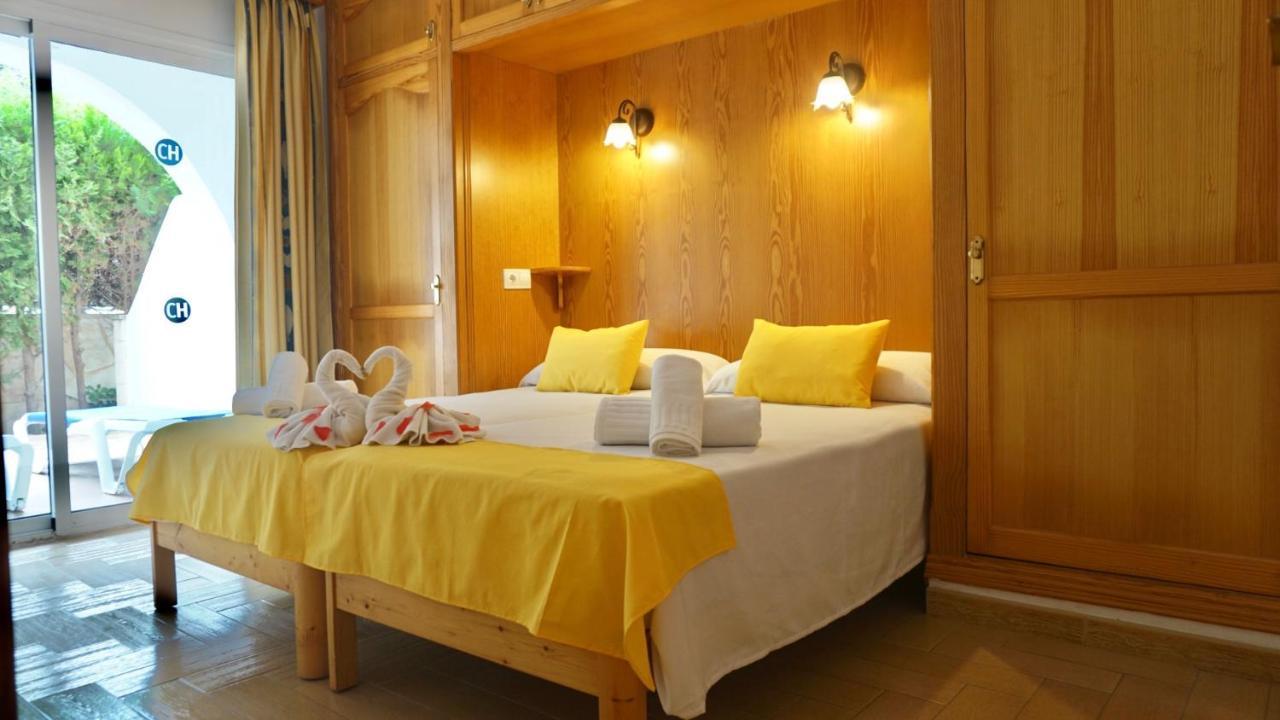 Apartamentos Punta Prima Beach Kültér fotó