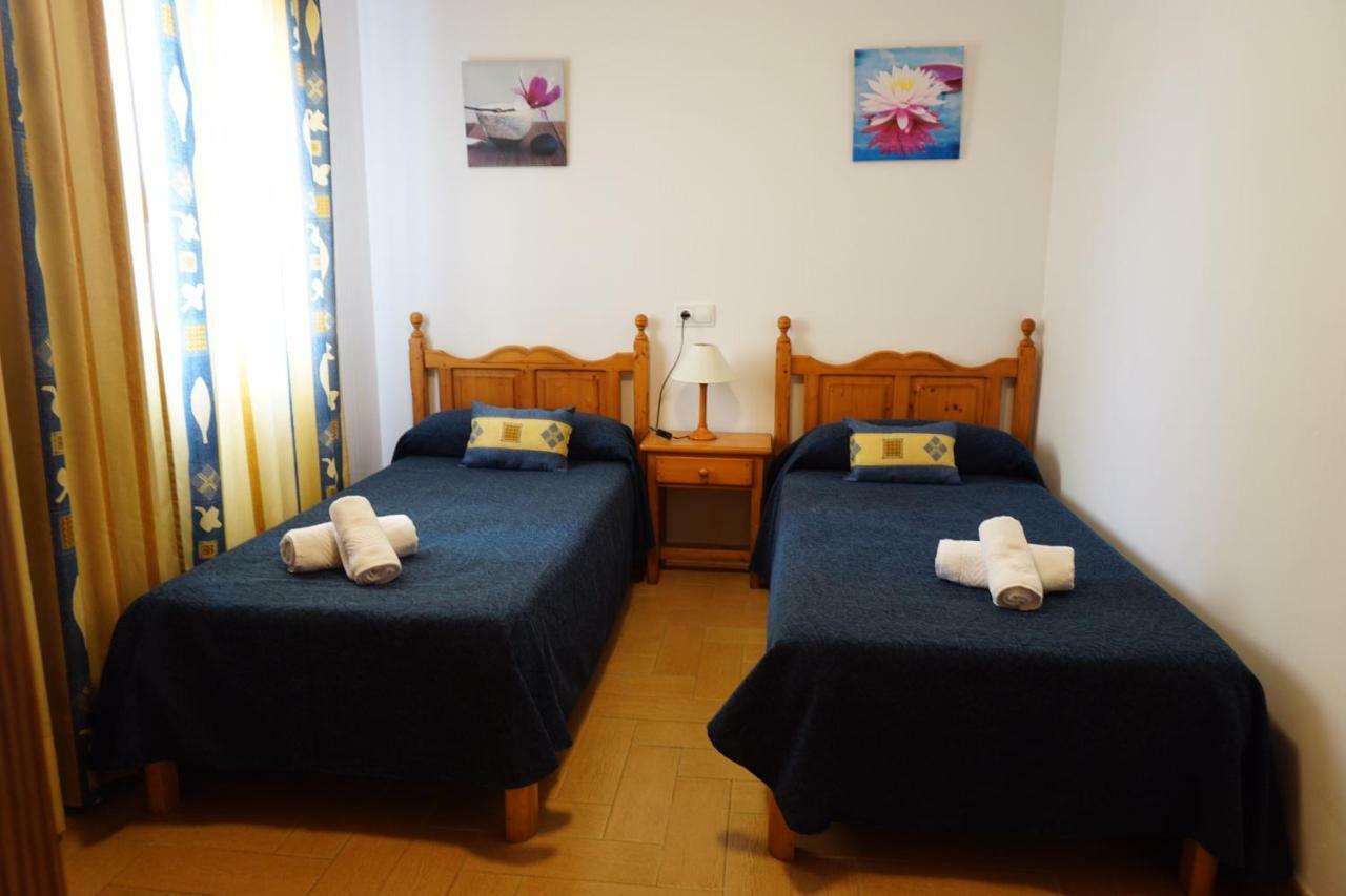 Apartamentos Punta Prima Beach Kültér fotó